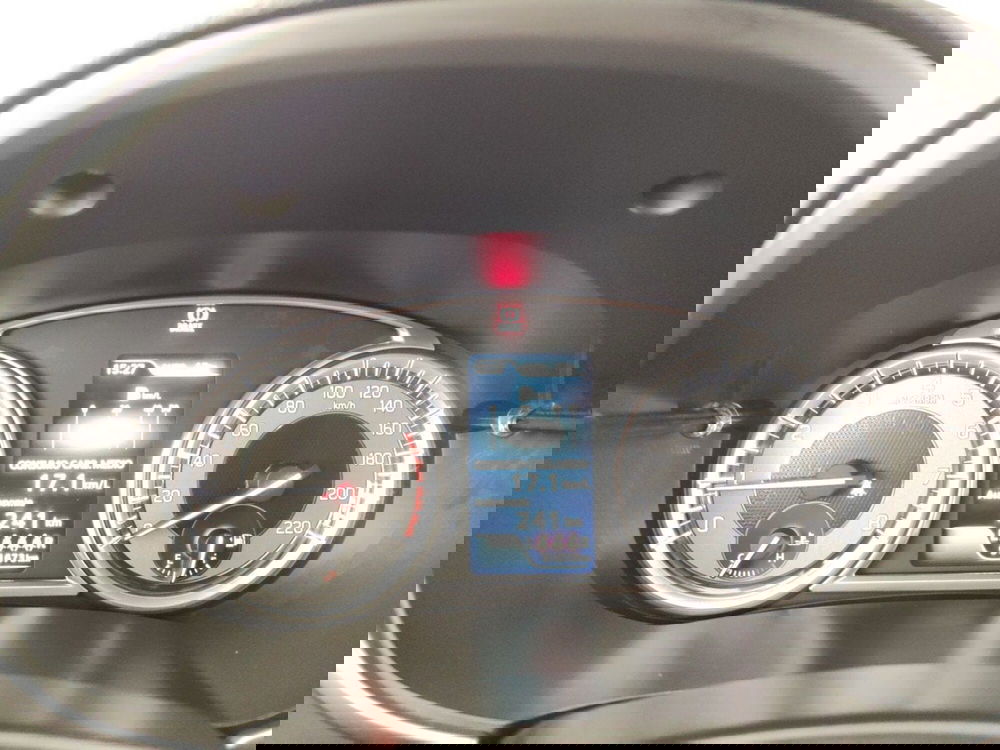 Suzuki Vitara usata a Massa-Carrara (15)