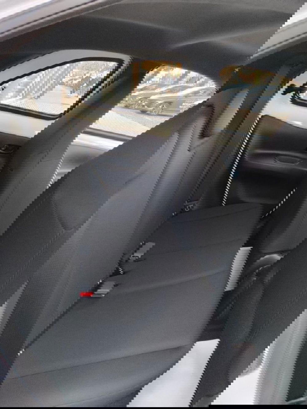 Toyota Aygo X nuova a Perugia (7)