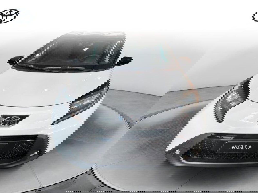 Toyota Aygo X nuova a Perugia (4)