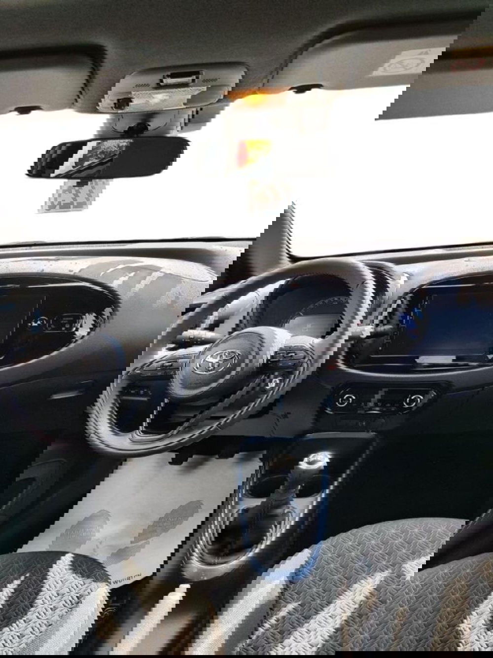 Toyota Aygo X nuova a Perugia (7)