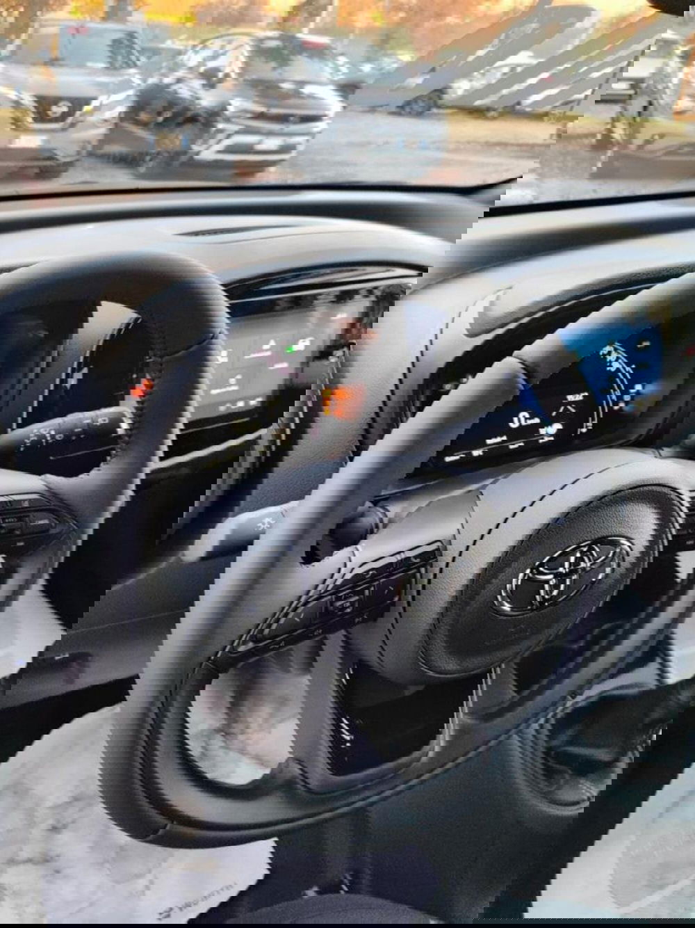 Toyota Aygo X nuova a Perugia (9)