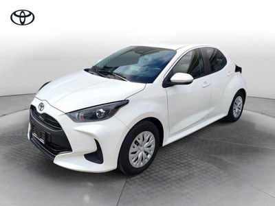 Toyota Yaris 1.5 Hybrid 5 porte Energy nuova a Perugia
