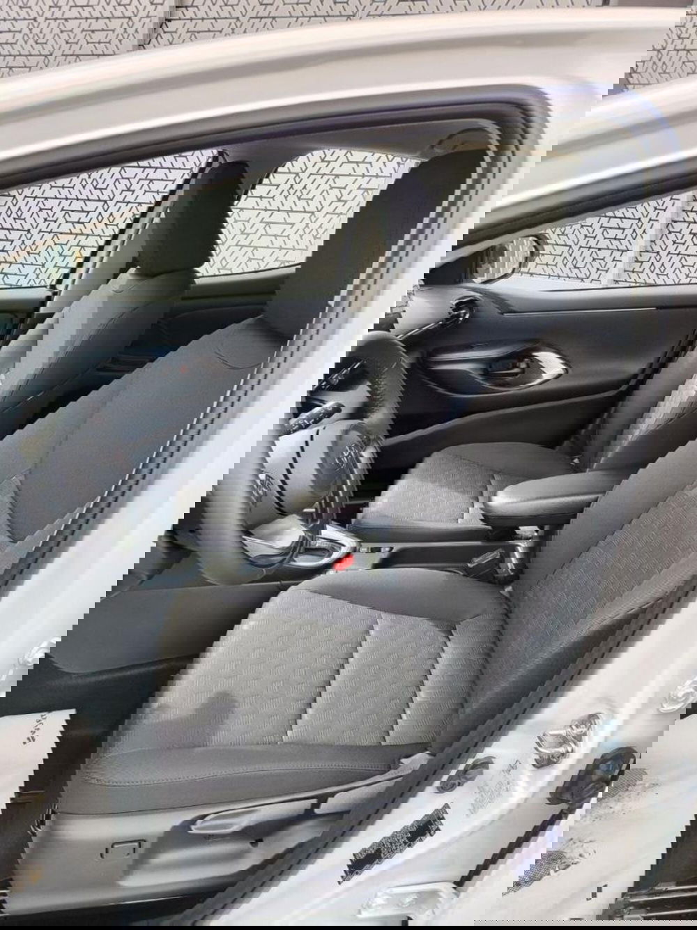 Toyota Yaris nuova a Perugia (12)