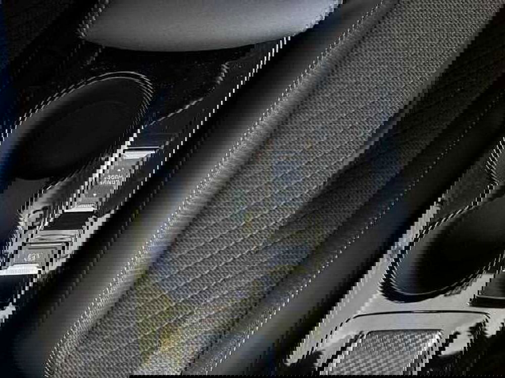 Peugeot 208 nuova a Brescia (12)