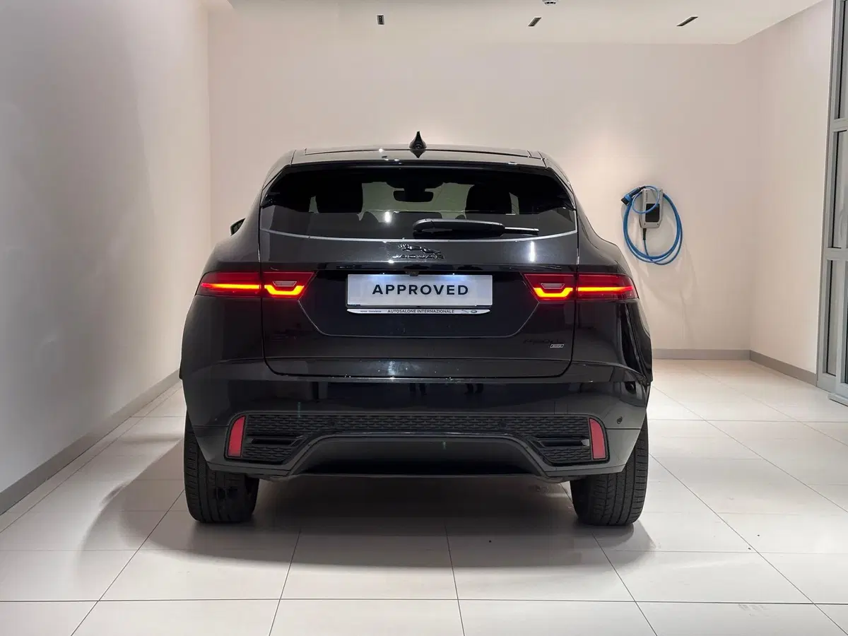 Jaguar E-Pace usata a Varese (5)