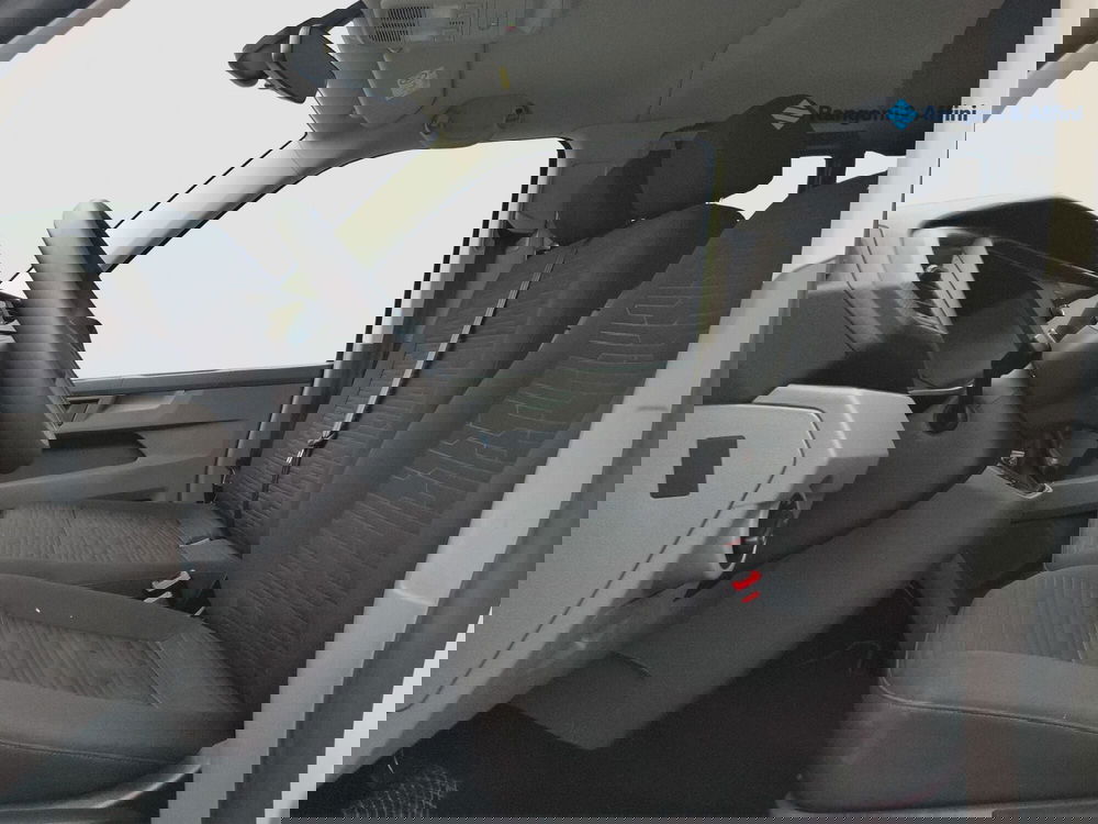 Volkswagen Veicoli Commerciali Caravelle usata a Brescia (9)