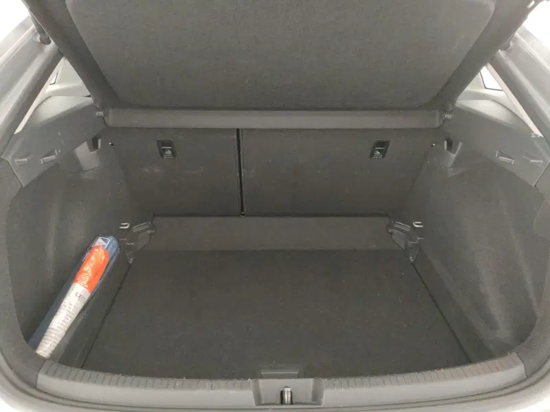 Volkswagen Taigo usata a Caserta (10)