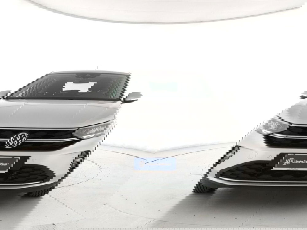 Volkswagen Taigo usata a Caserta (2)