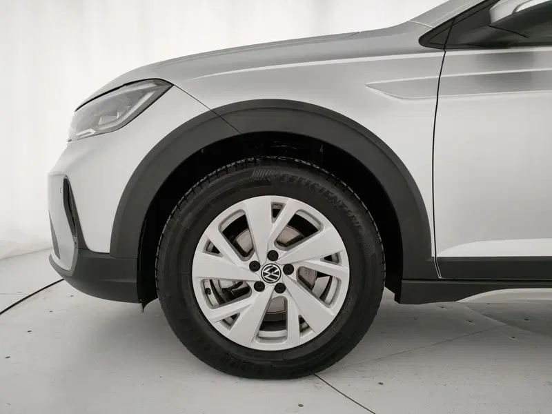 Volkswagen Taigo usata a Caserta (5)