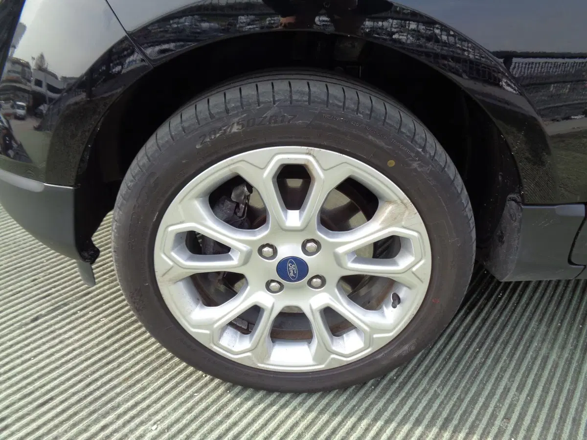 Ford EcoSport usata a Treviso (6)