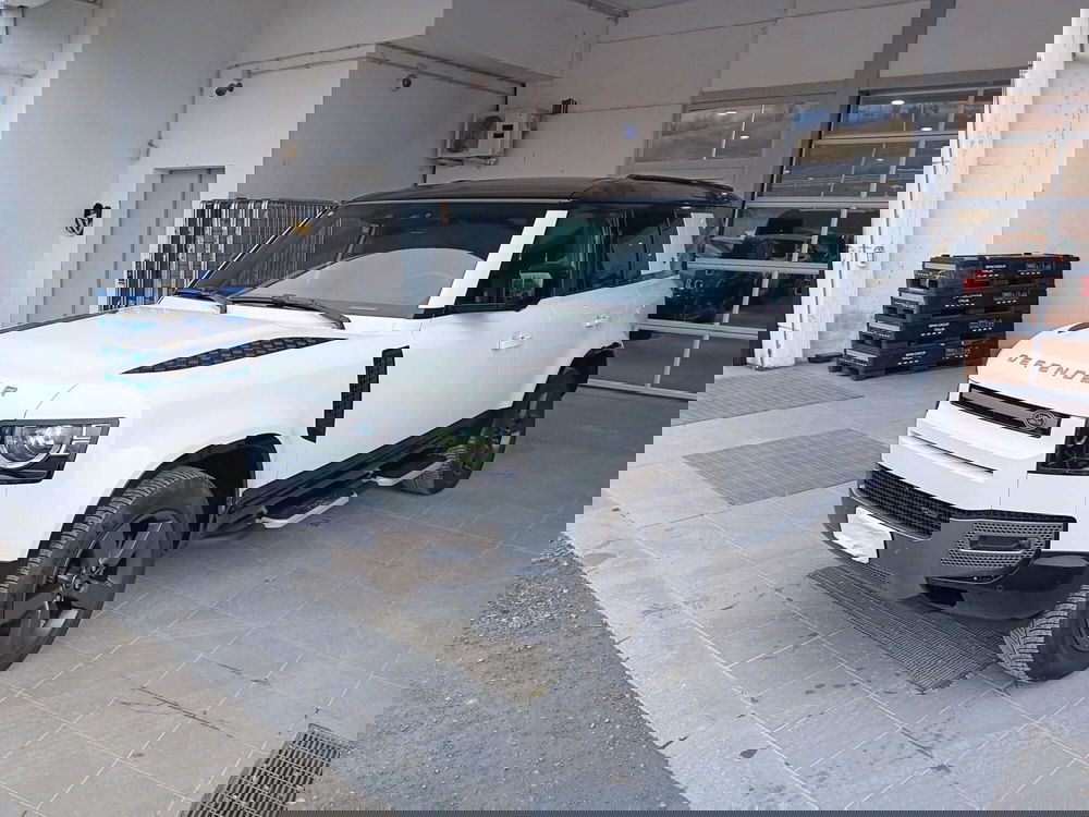 Land Rover Defender usata a Asti