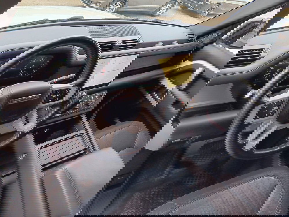 Land Rover Defender usata a Asti (10)