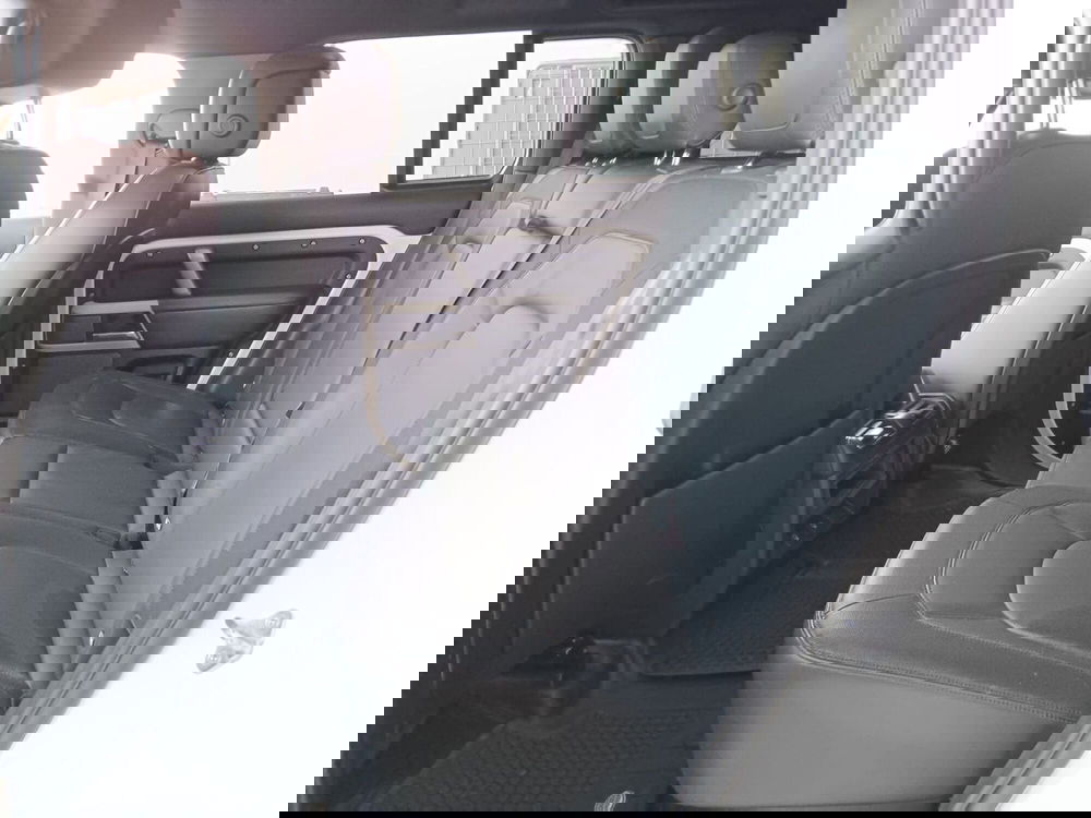 Land Rover Defender usata a Asti (12)