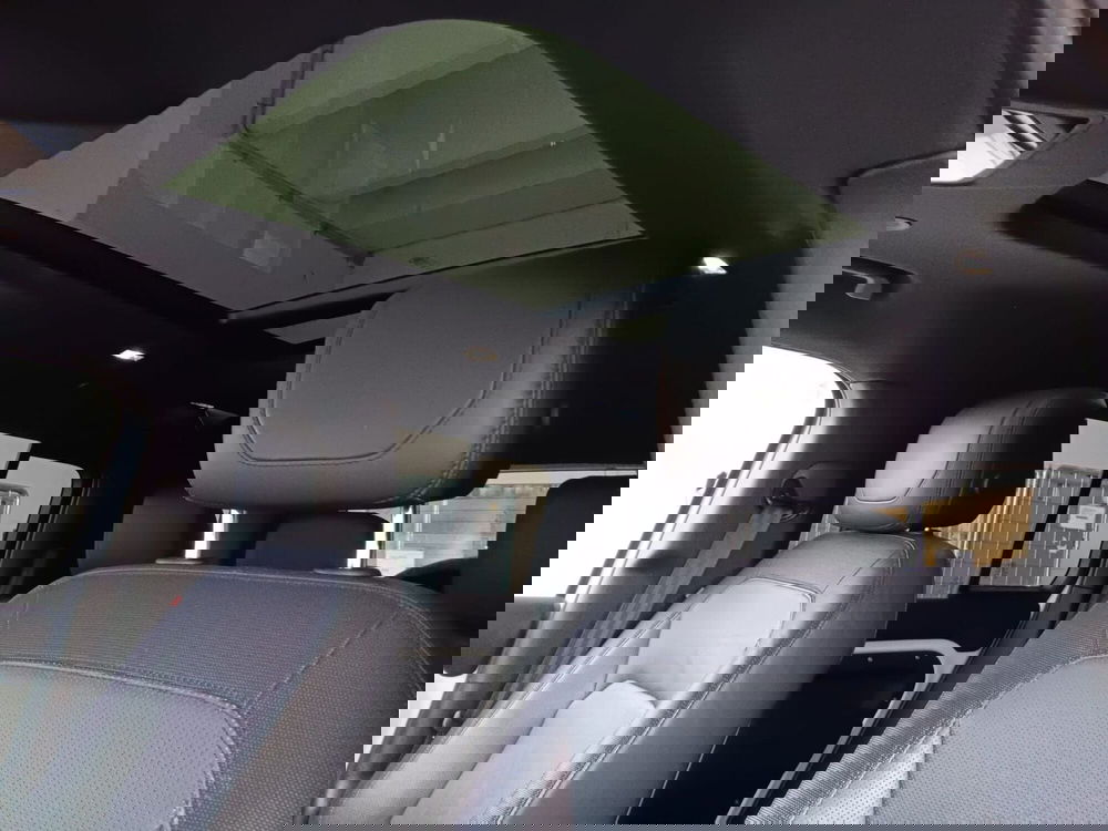 Land Rover Defender usata a Asti (16)