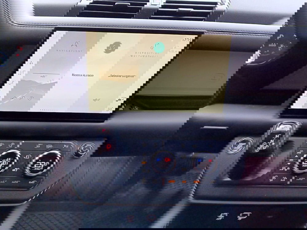 Land Rover Defender usata a Asti (20)