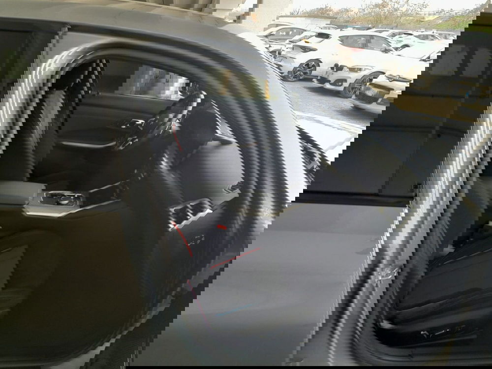 BMW Serie 3 usata a Asti (11)