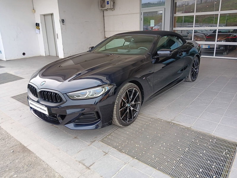 BMW Serie 8 Cabrio usata a Asti