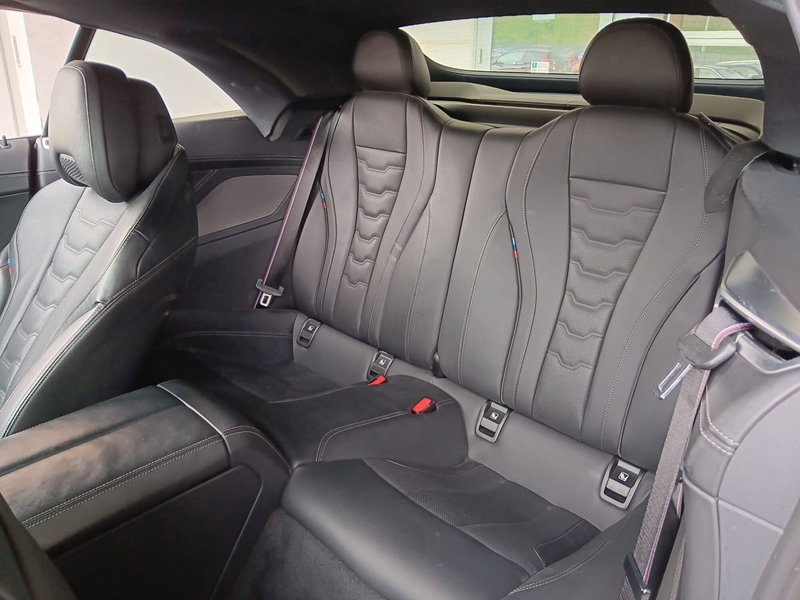 BMW Serie 8 Cabrio usata a Asti (15)