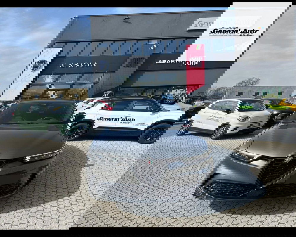 Alfa Romeo Tonale usata a Lucca (2)