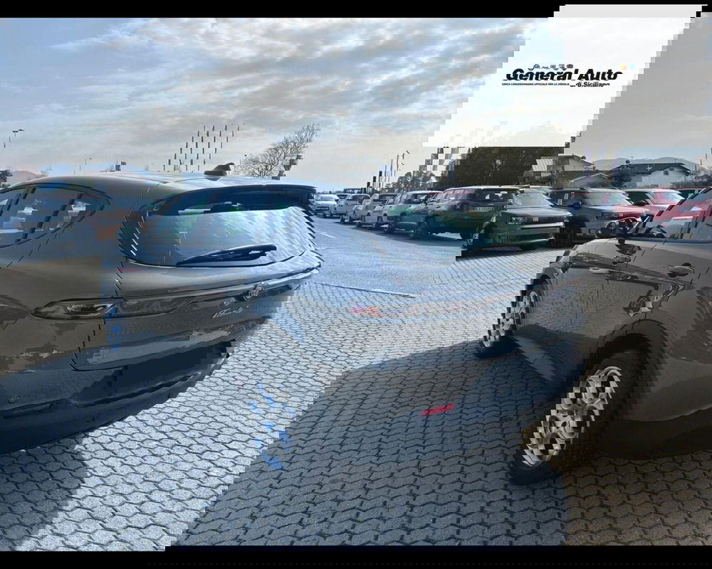 Alfa Romeo Tonale usata a Lucca (5)