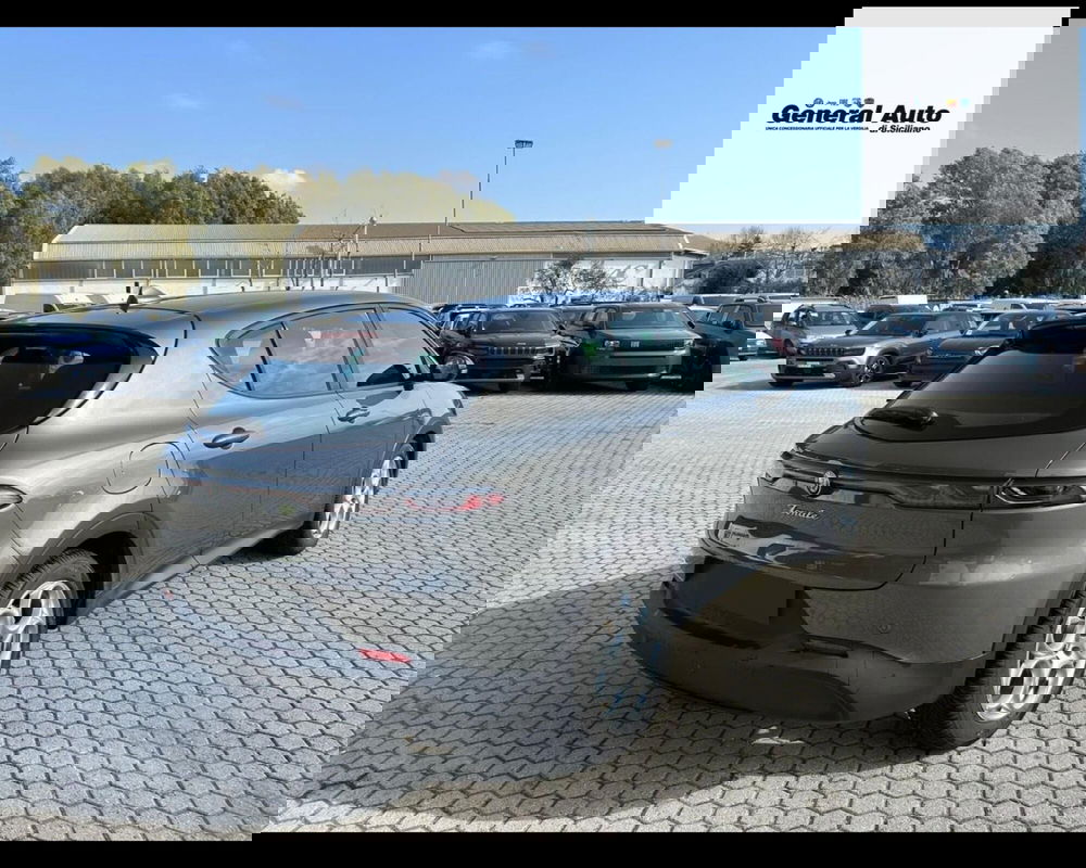 Alfa Romeo Tonale usata a Lucca (8)