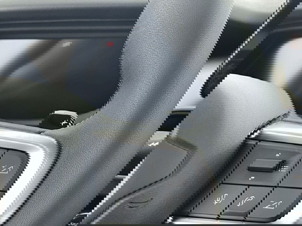 Jeep Avenger nuova a Perugia (14)