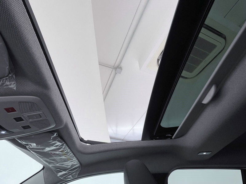 Jeep Avenger nuova a Perugia (19)