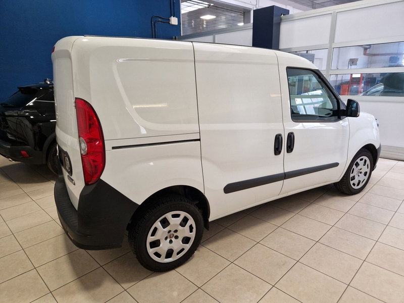 Fiat Doblò Furgone usata a Varese (7)