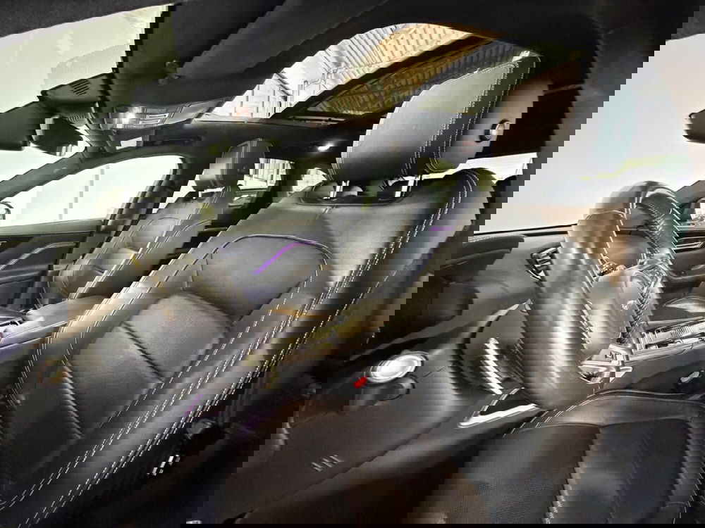 Jaguar F-Pace usata a Monza e Brianza (13)