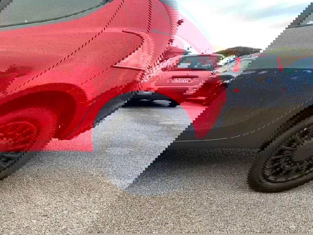 Lancia Ypsilon usata a Salerno (15)