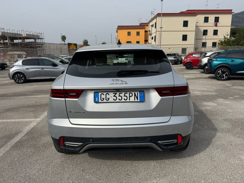 Jaguar E-Pace usata a Salerno (11)