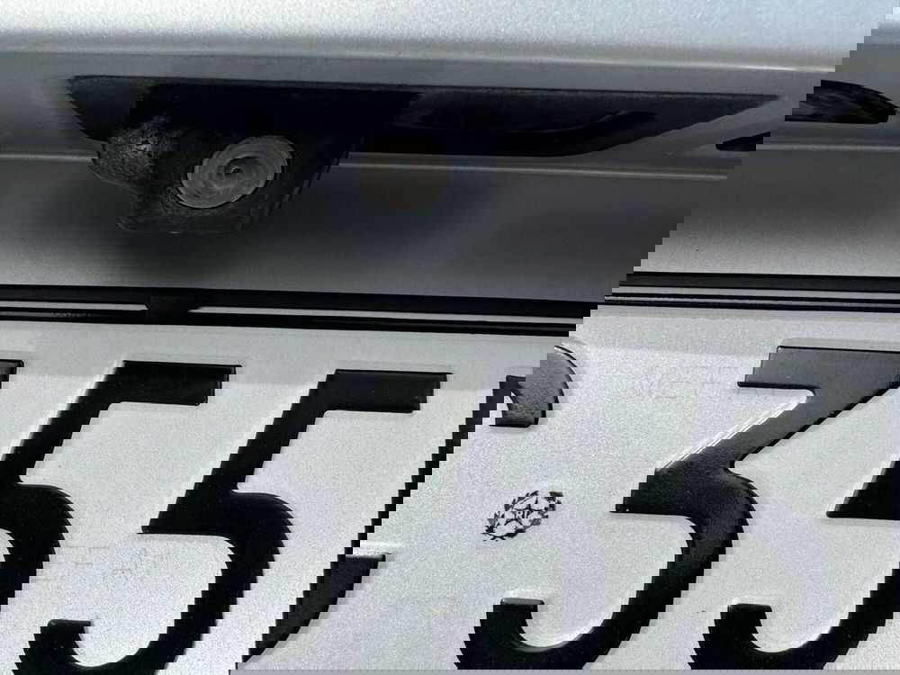 Jaguar E-Pace usata a Salerno (15)