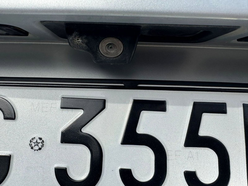 Jaguar E-Pace usata a Salerno (15)