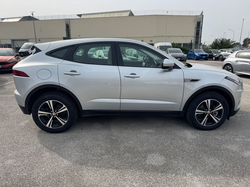 Jaguar E-Pace usata a Salerno (16)