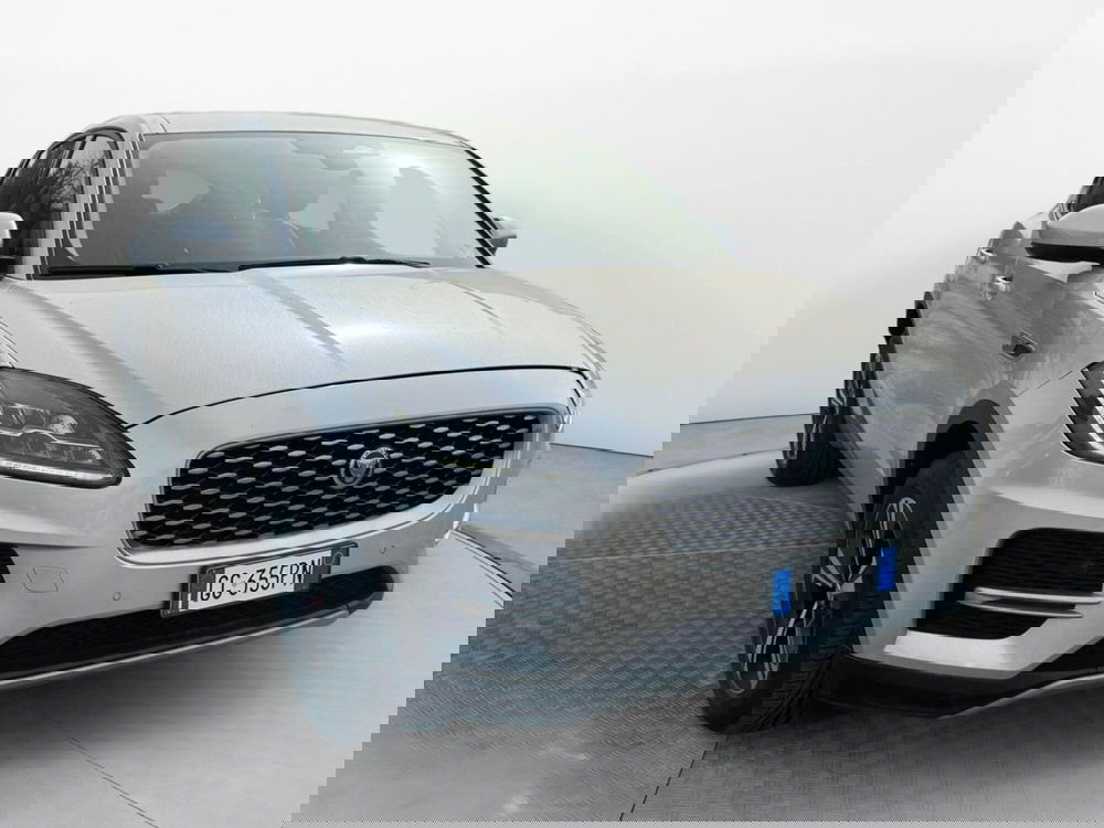 Jaguar E-Pace usata a Salerno (2)
