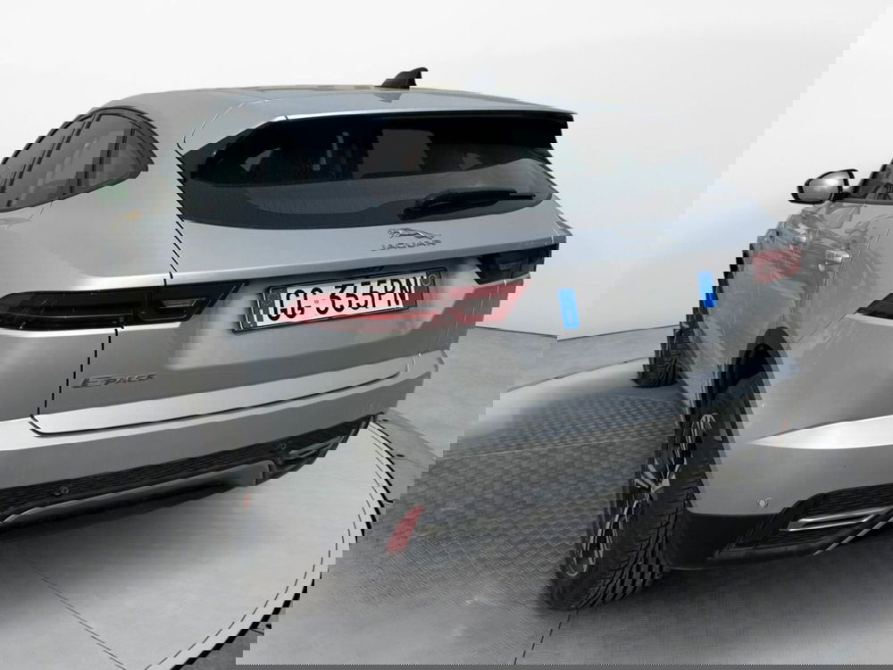 Jaguar E-Pace usata a Salerno (3)
