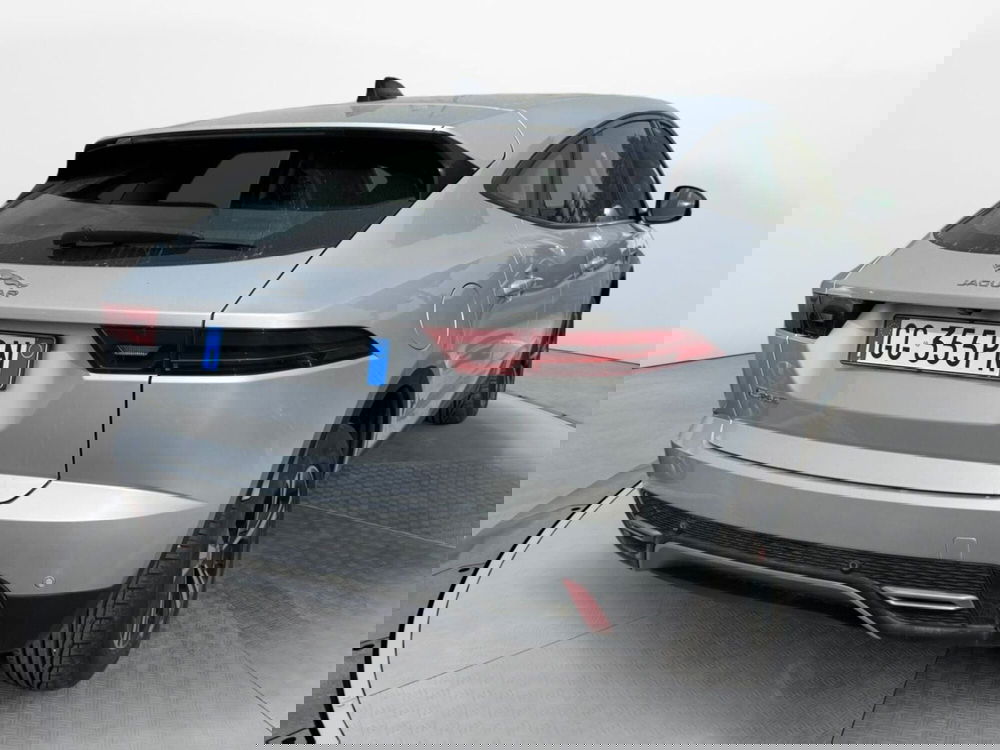 Jaguar E-Pace usata a Salerno (4)