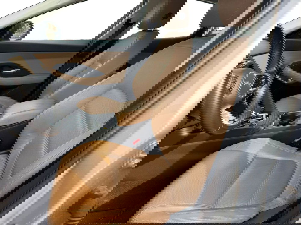 Jaguar E-Pace usata a Salerno (6)