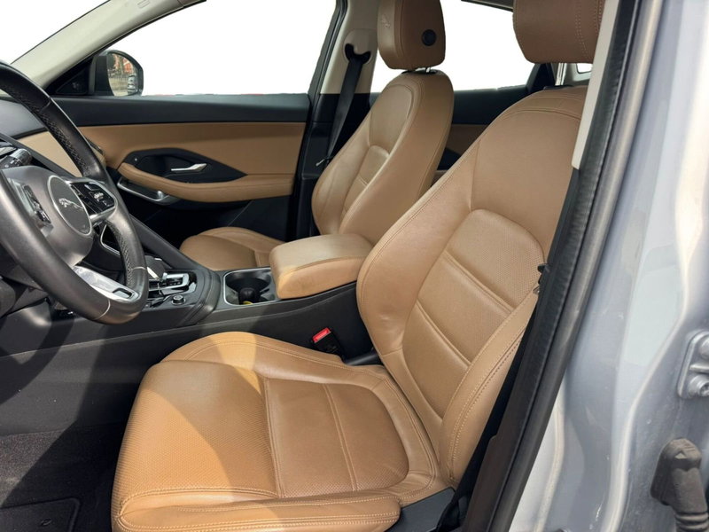 Jaguar E-Pace usata a Salerno (6)