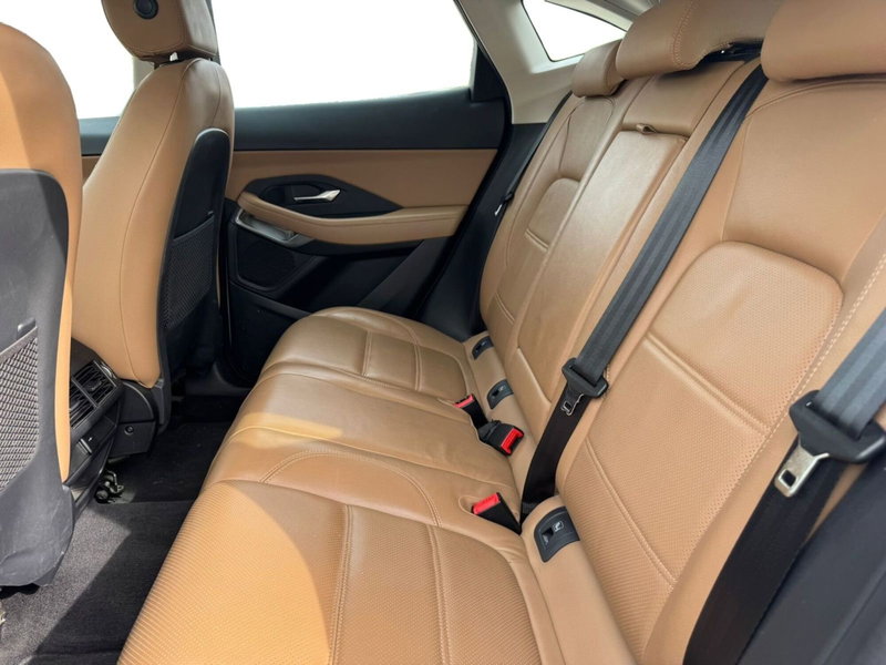 Jaguar E-Pace usata a Salerno (7)