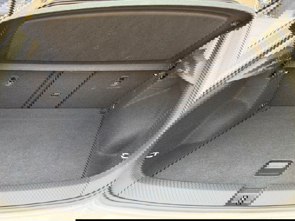 Volkswagen T-Roc usata a Salerno (11)