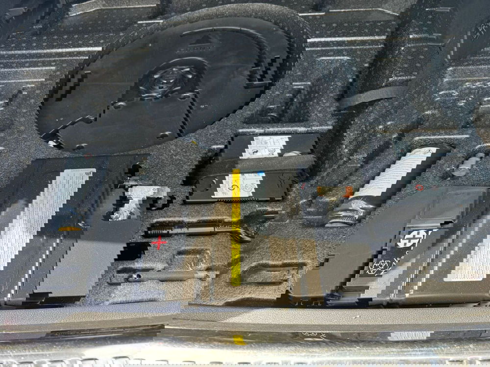 Audi RS Q3 Sportback usata a Salerno (13)