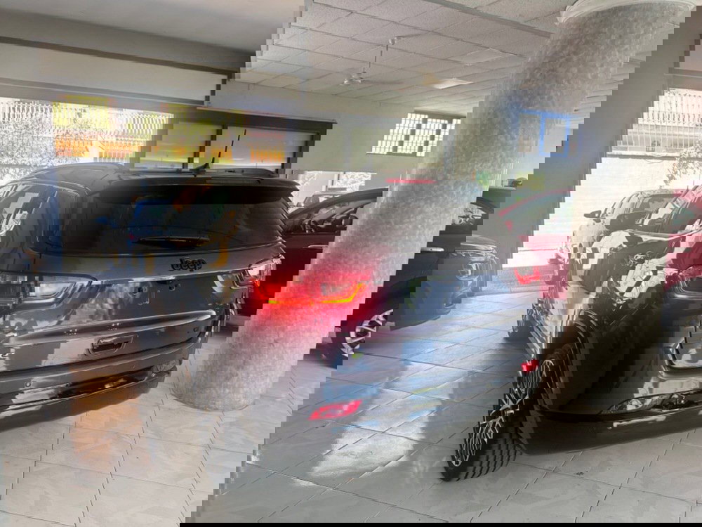 Jeep Compass nuova a Salerno (11)