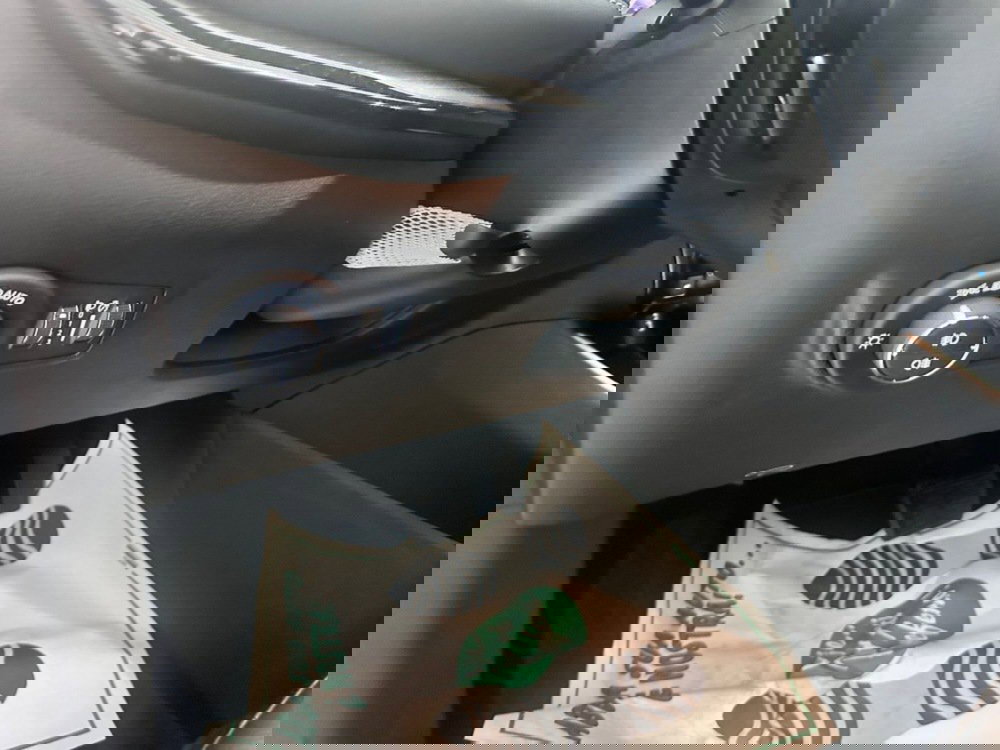 Jeep Compass nuova a Salerno (15)