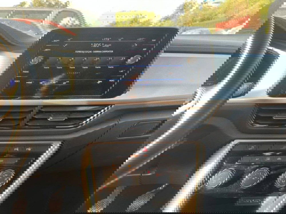 Volkswagen T-Roc usata a Salerno (17)