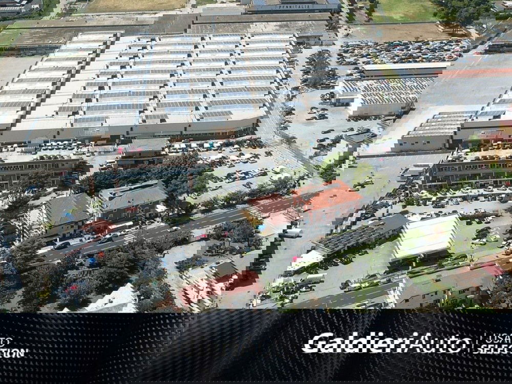 Jeep Avenger usata a Salerno (18)