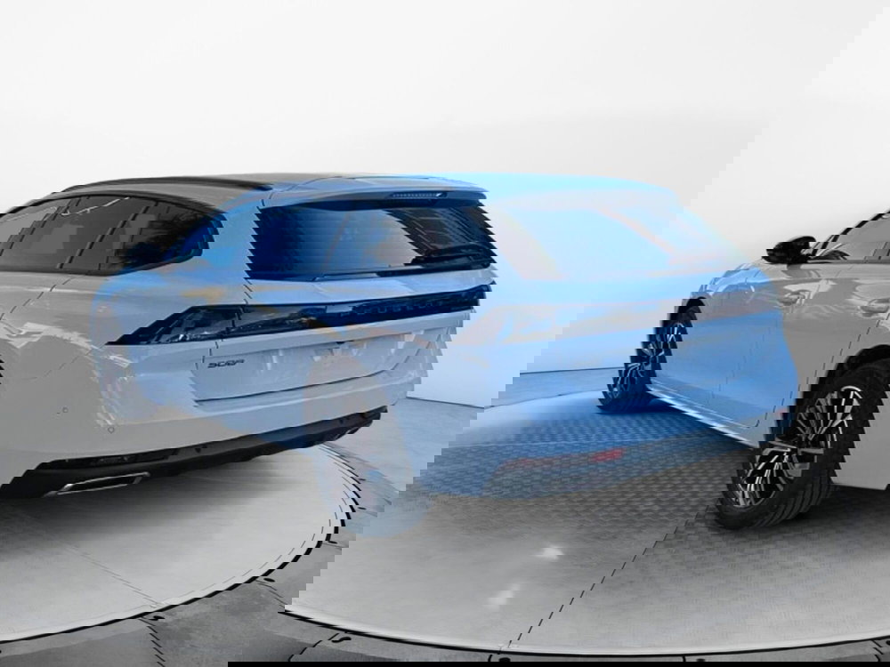 Peugeot 508 SW nuova a Salerno (4)