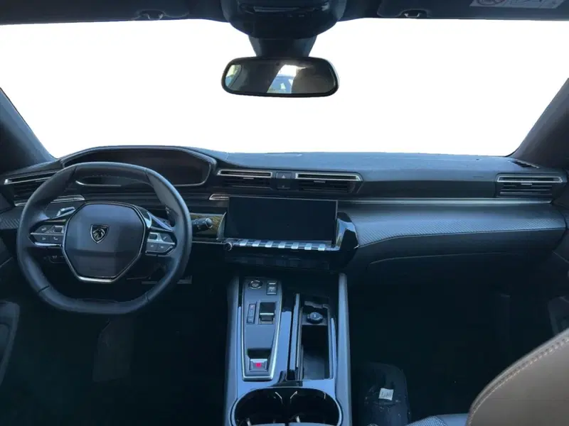 Peugeot 508 SW nuova a Salerno (5)