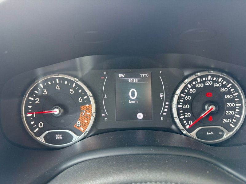 Jeep Renegade usata a Avellino (14)