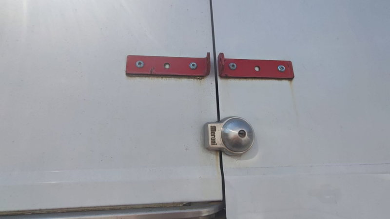 Iveco Daily Furgone usata a Salerno (14)